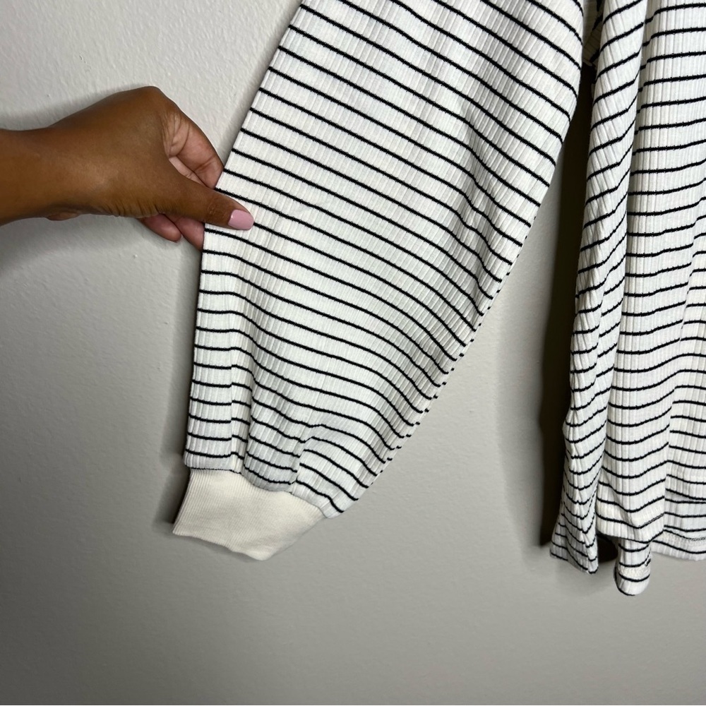 Grace +‎ Karma Striped Ribbed Long Sleeve Top - Picture 7 of 10